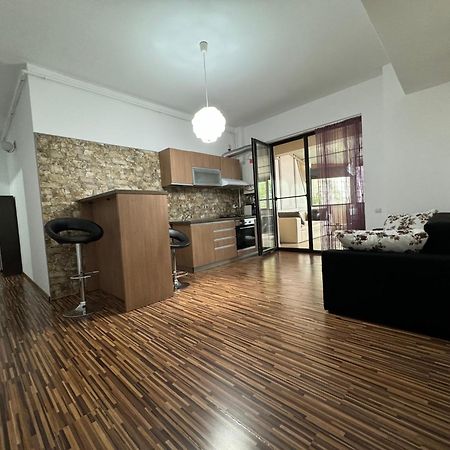 Appartamento Rim1 Piteşti Esterno foto